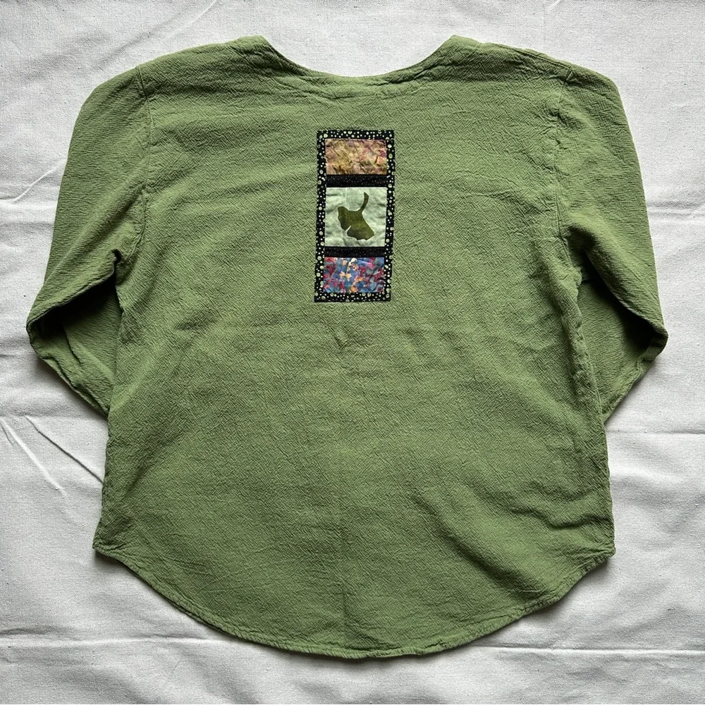 Brie Kriebel handmade boho cotton top with quilted design - Picture 2 of 5